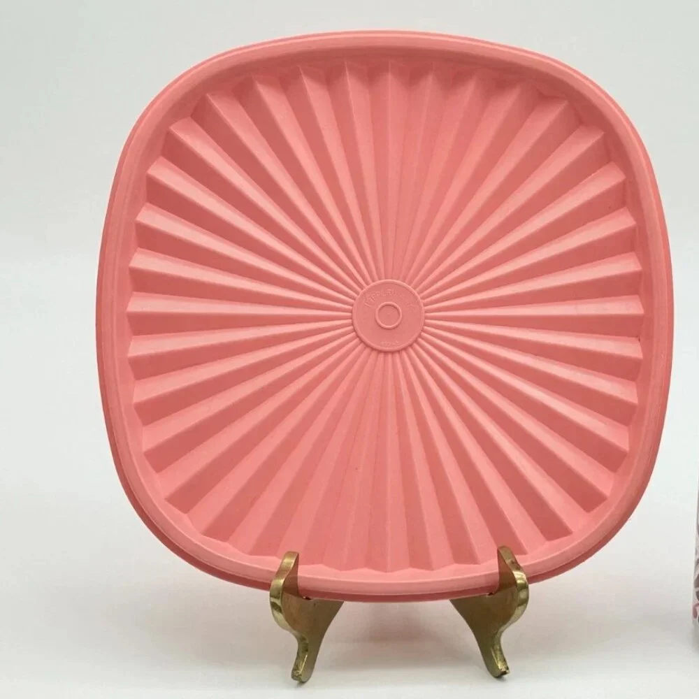 Vintage Pink TUPPERWARE Servalier Replacement Lid #837 FOR 8